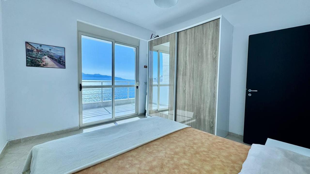 Leilighet Deep Blue Sea View Sarandë